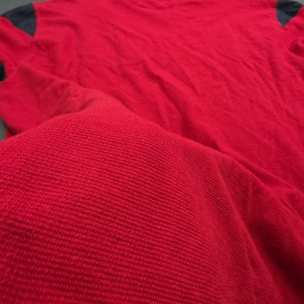 CHAPS Ralph Lauren Men's Long Sleeve Light Waffle Red and Blue Size Men's L‎